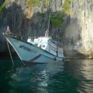 Maya Bay Sleepaboard Resort